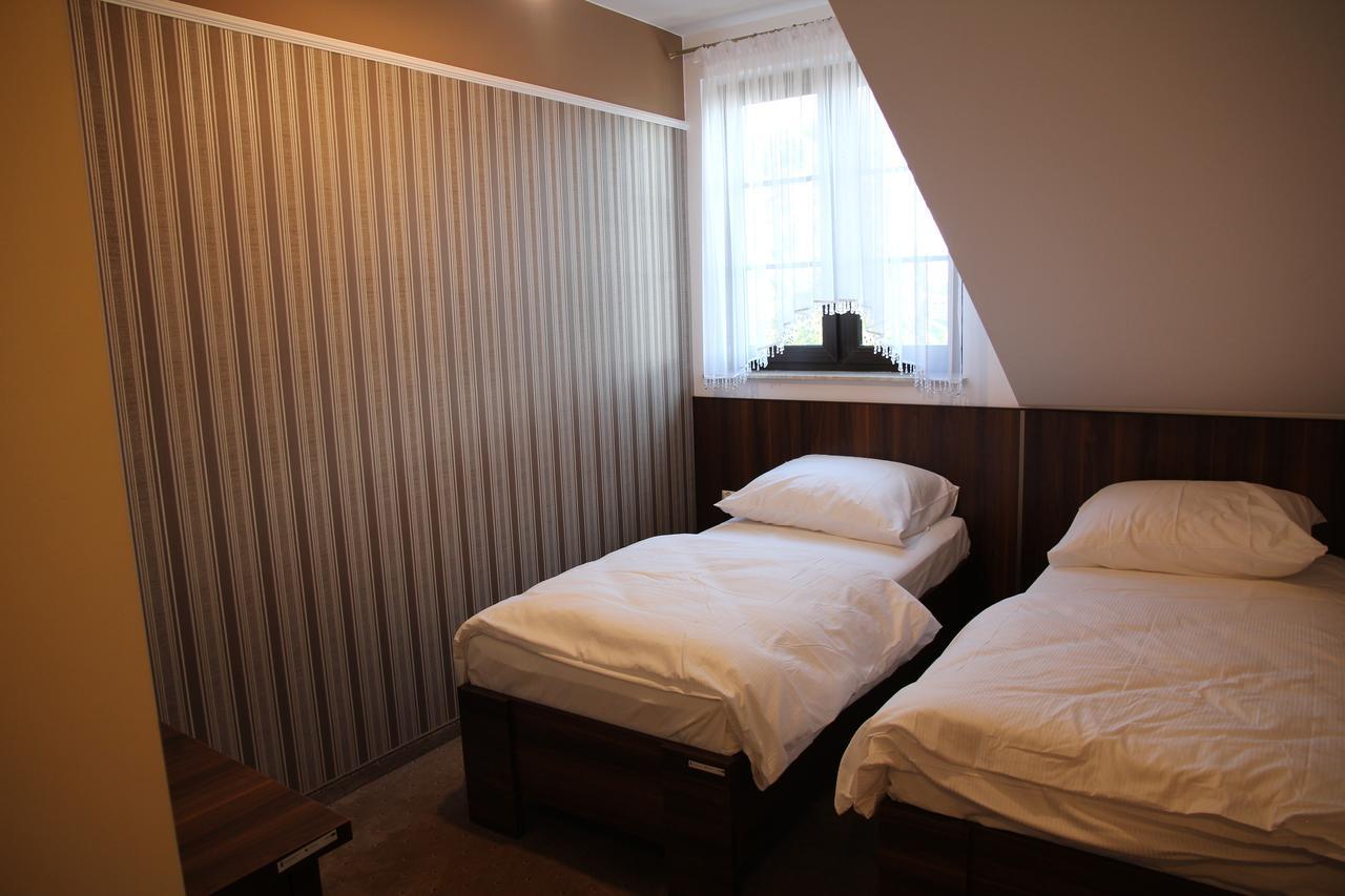 Hotel Gosciniec Pod Mlynem Inowrocław Exterior foto